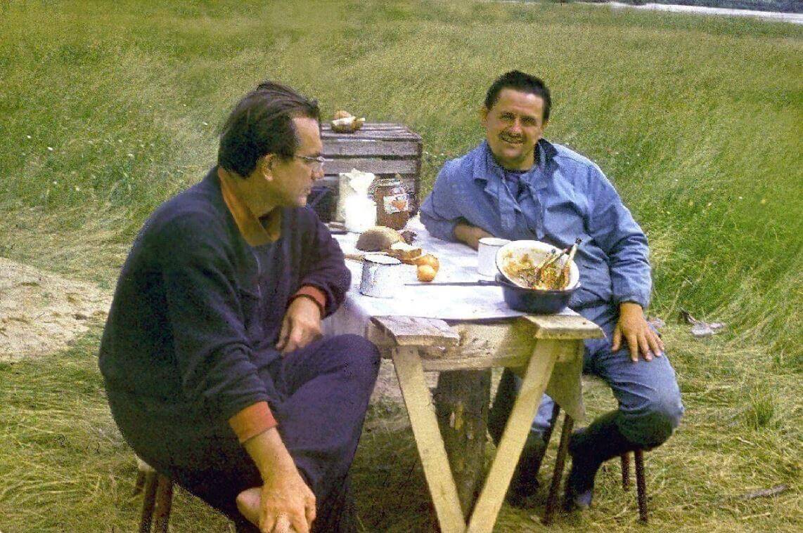 Victor Glushkov and Tadeusz Marjanovich on a picnic. Near Kyiv, 1970s.